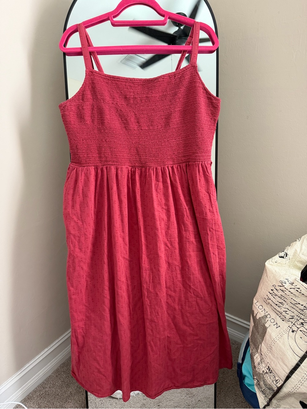 Old Navy Ribbed Dress in Raspberry